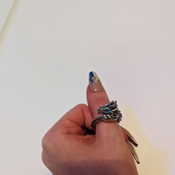 Fashion Dragon Head Pattern Wrap Open Ring - Picture 3 of 13